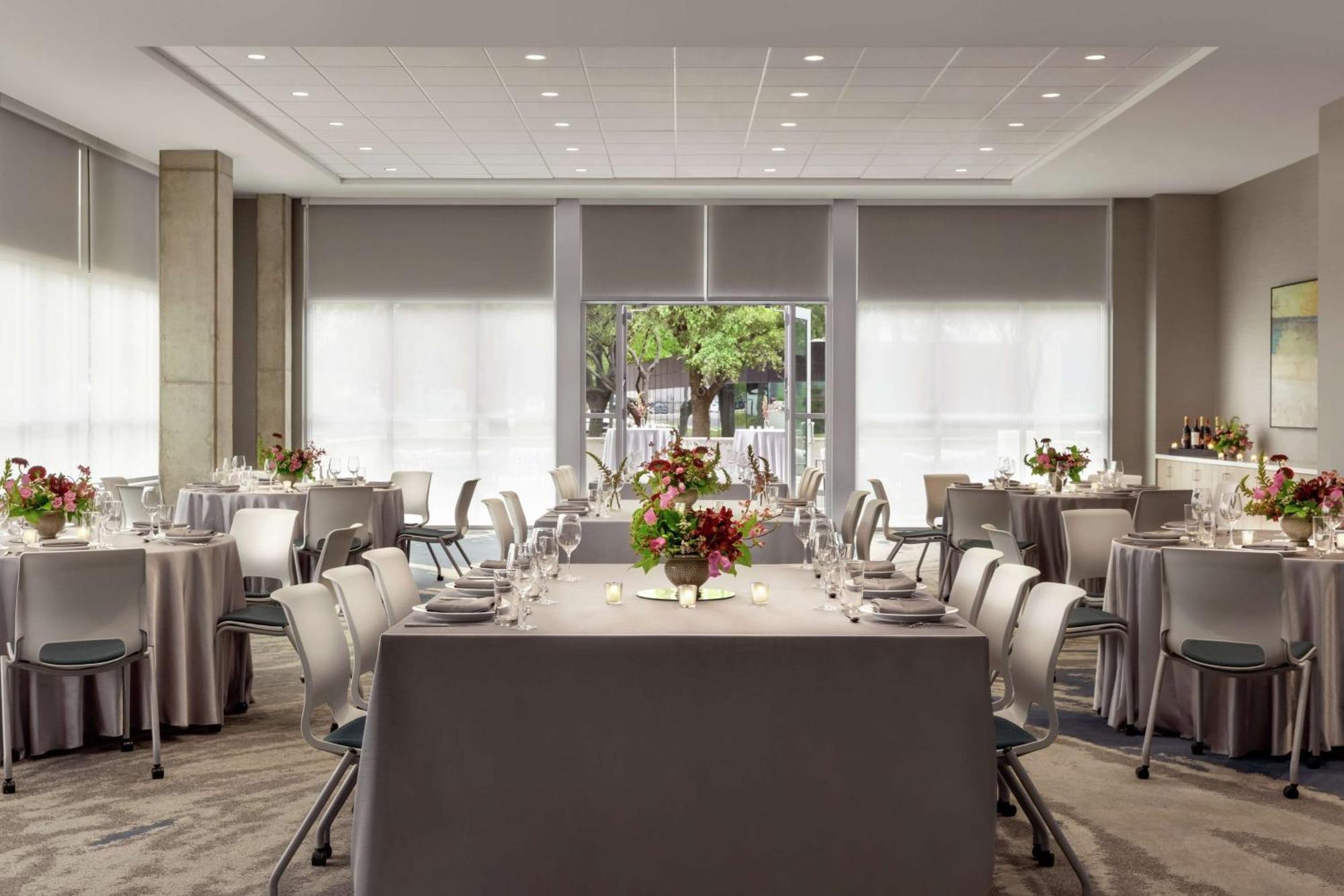 Hilton Garden Inn Austin North-Near The Domain, Tx מראה חיצוני תמונה
