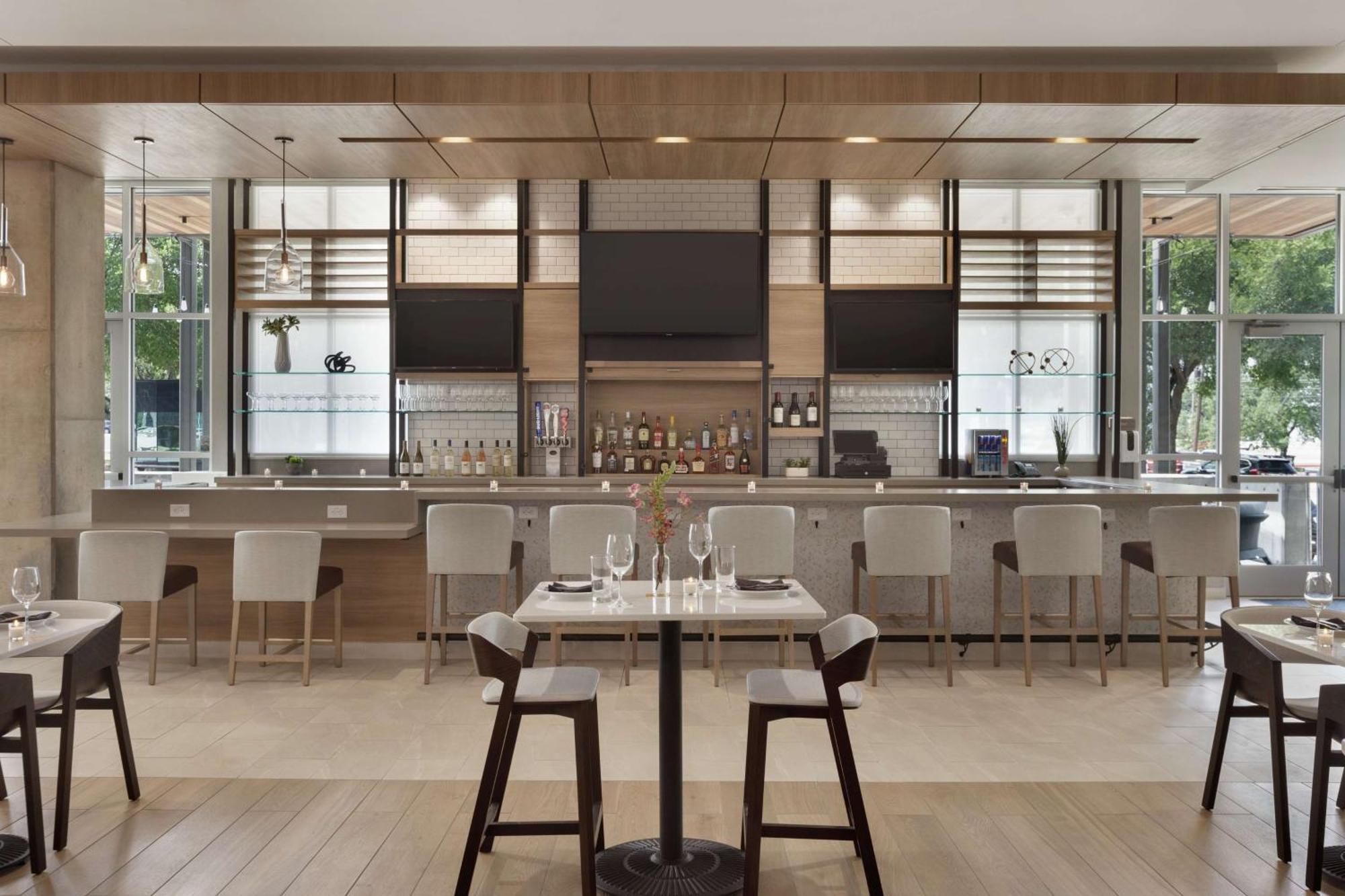 Hilton Garden Inn Austin North-Near The Domain, Tx מראה חיצוני תמונה