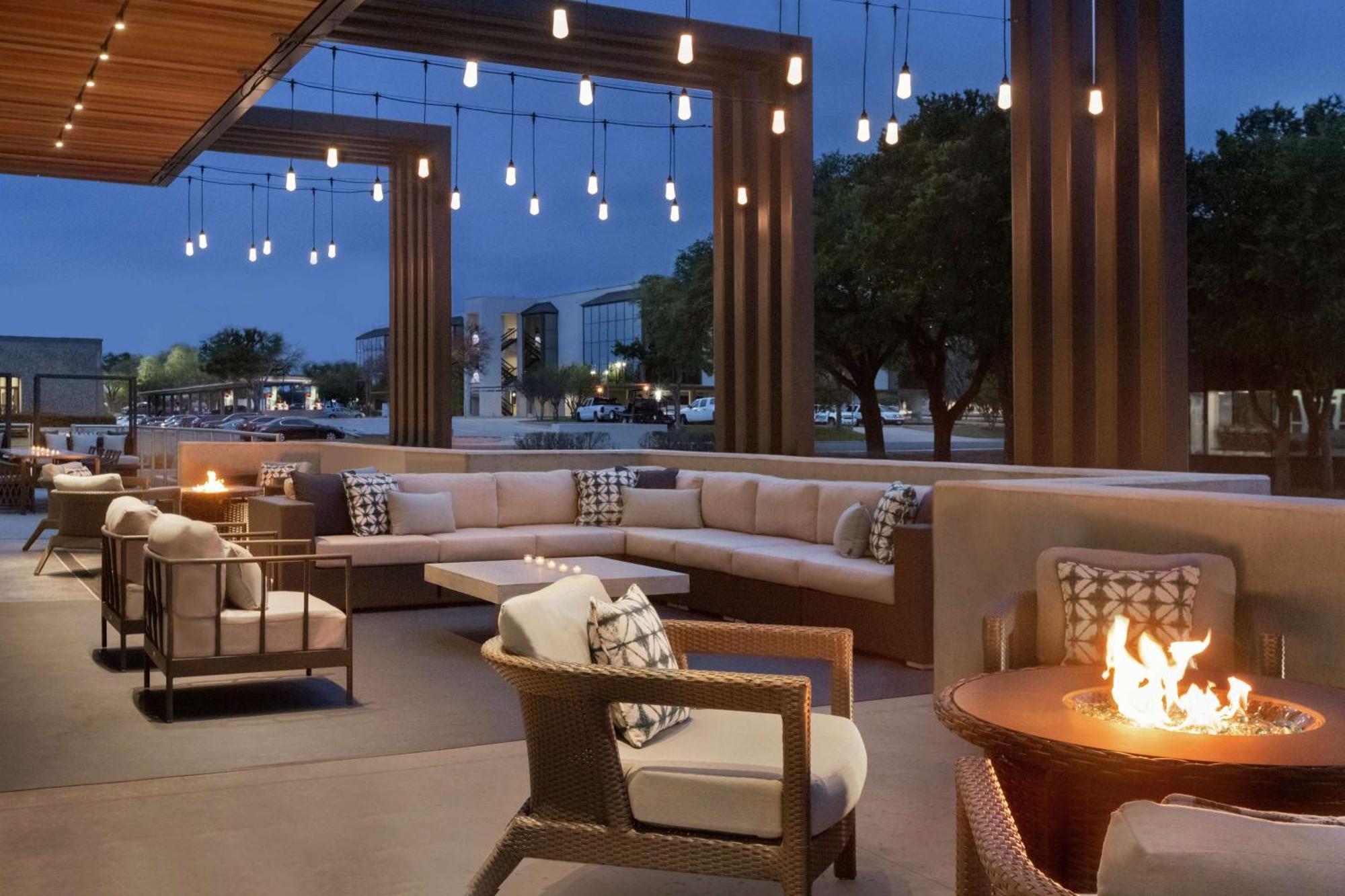 Hilton Garden Inn Austin North-Near The Domain, Tx מראה חיצוני תמונה